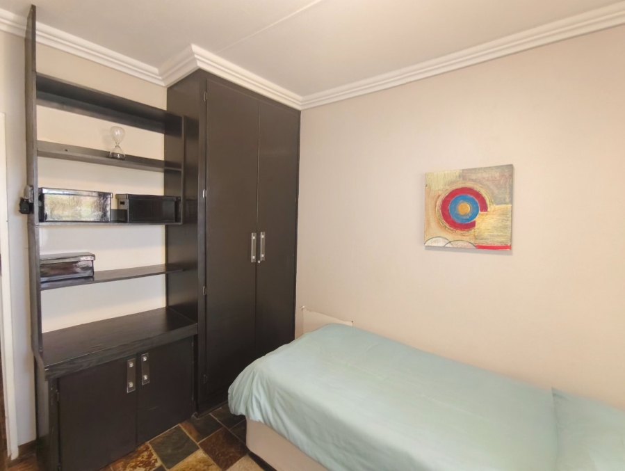 To Let 3 Bedroom Property for Rent in Pentagon Park Free State